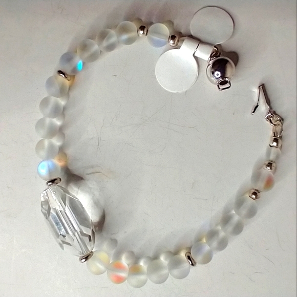 Handmade Inner Glow 🌟 bracelet - Picture 3 of 9